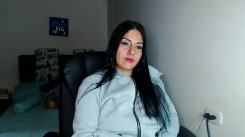 Snapshot of sahotlove1 chatting on 01-30-25, 05:52 Karina online show from 01-30-25, 05:52