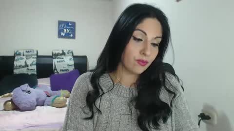 Snapshot of sahotlove1 chatting on 02-04-25, 12:40 Karina online show from 02-04-25, 12:40