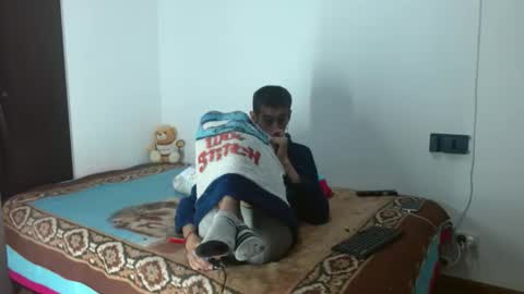 Snapshot of saint_boyy chatting on 12-15-24, 10:28 saint boy online show from 12-15-24, 10:28