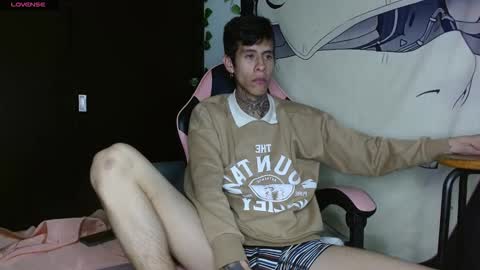 Snapshot of saint_boyy chatting on 09-09-25, 12:32 saint boy online show from 09-09-25, 12:32