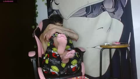 Snapshot of saint_boyy chatting on 09-18-25, 06:04 saint boy online show from 09-18-25, 06:04