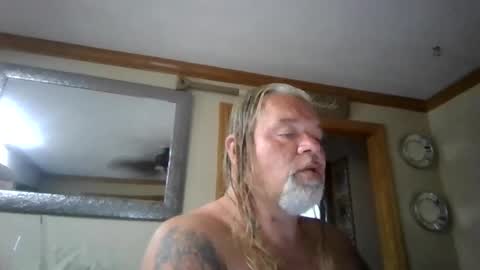 Snapshot of saintbeenadick chatting on 07-04-26, 09:32 saintbeenadick online show from 07-04-26, 09:32