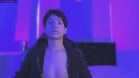 Santi online show from 03-16-26, 12:42