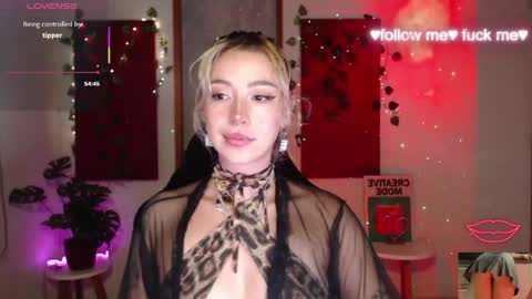 Sakura online show from 04-08-26, 09:31