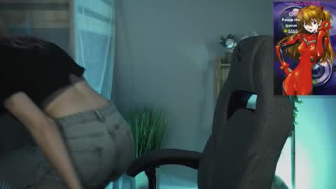 Snapshot of sakurabliss chatting on 10-22-25, 03:45 sakurabliss online show from 10-22-25, 03:45