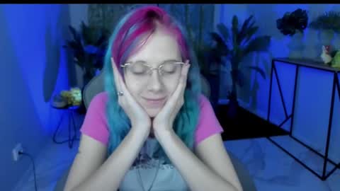 Snapshot of sakurabliss chatting on 11-11-25, 05:02 sakurabliss online show from 11-11-25, 05:02