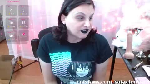 salacious_bunny online show from 10-30-25, 01:23