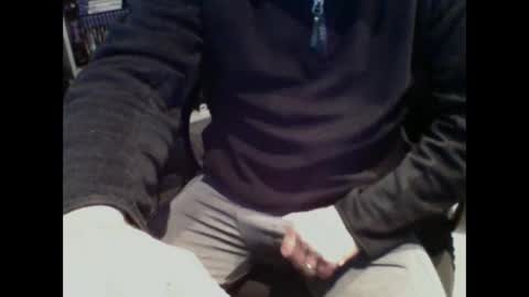 Snapshot of salamandertime chatting on 05-31-26, 12:01 Matt online show from 05-31-26, 12:01