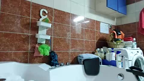 Snapshot of salaso138 chatting on 03-04-25, 06:18 salaso138 online show from 03-04-25, 06:18