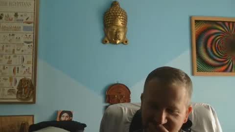 Snapshot of salaso138 chatting on 10-18-25, 03:24 salaso138 online show from 10-18-25, 03:24