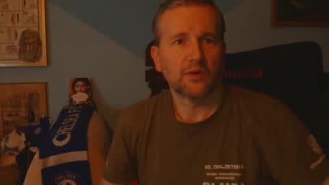 Snapshot of salaso138 chatting on 12-17-25, 05:30 salaso138 online show from 12-17-25, 05:30