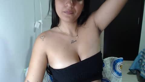 Snapshot of saliha_ chatting on 05-12-26, 05:26 saliha online show from 05-12-26, 05:26