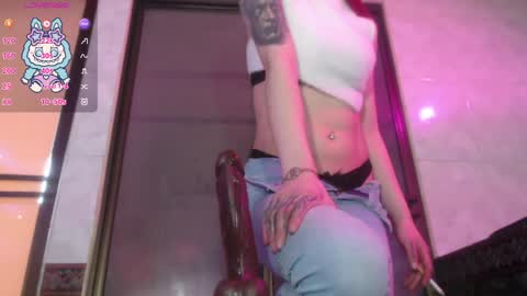 Snapshot of sally23_ chatting on 05-11-26, 03:07 salloy online show from 05-11-26, 03:07