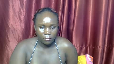 Snapshot of sally_bee1 chatting on 06-25-26, 05:12 sally_bee1 online show from 06-25-26, 05:12