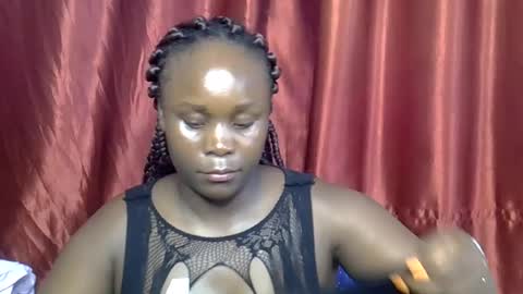 Snapshot of sally_bee1 chatting on 07-11-26, 06:05 sally_bee1 online show from 07-11-26, 06:05