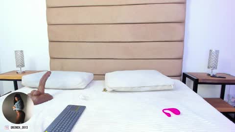 Snapshot of sally_rosses chatting on 10-14-25, 03:57 sally rosses online show from 10-14-25, 03:57