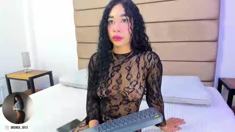 Snapshot of sally_rosses chatting on 11-08-25, 12:16 sally rosses online show from 11-08-25, 12:16