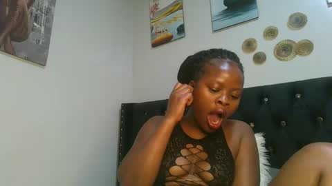 Snapshot of sallysasha254 chatting on 02-17-25, 07:31 sallysasha254 online show from 02-17-25, 07:31