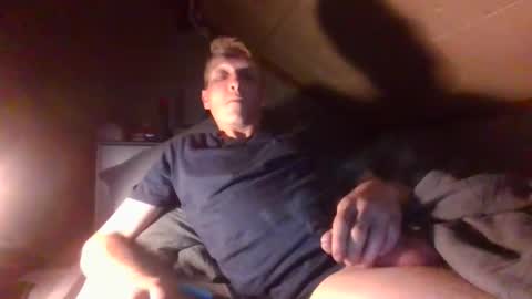 Snapshot of salmo6 chatting on 09-17-25, 12:12 salmo6 online show from 09-17-25, 12:12