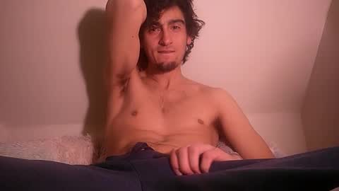 Snapshot of salmonman1305 chatting on 02-06-25, 07:35 salmonman1305 online show from 02-06-25, 07:35