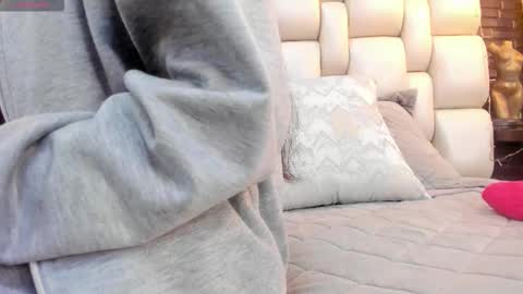 salome online show from 02-02-26, 01:54