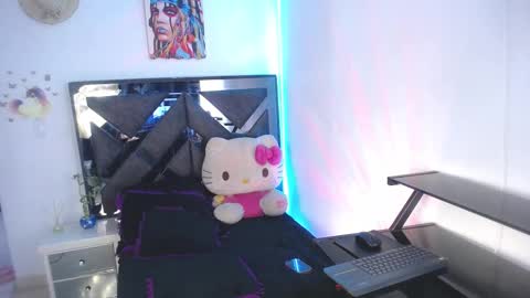 Snapshot of salo_hot01 chatting on 03-06-25, 02:30 SALO HOT online show from 03-06-25, 02:30