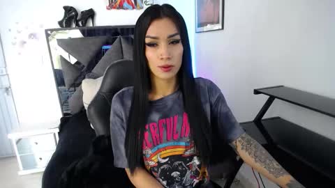 Snapshot of salo_hot01 chatting on 10-04-25, 03:54 SALO HOT online show from 10-04-25, 03:54