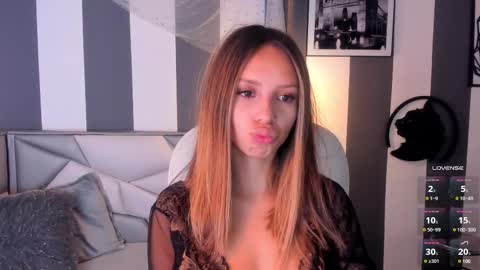 salome__evans online show from 03-11-25, 12:39