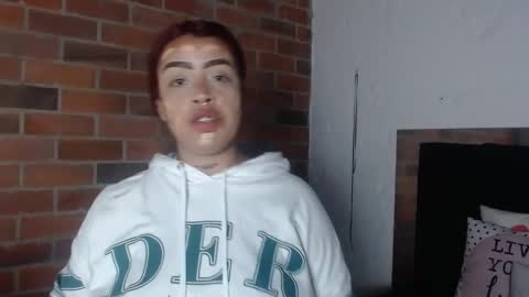 Snapshot of salome__hills chatting on 03-08-25, 12:00 online show from 03-08-25, 12:00