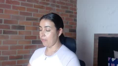 Snapshot of salome__hills chatting on 06-10-26, 10:08 online show from 06-10-26, 10:08