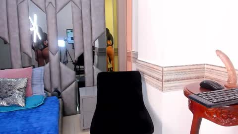 Snapshot of salome_langly chatting on 02-16-26, 11:50 SALOME online show from 02-16-26, 11:50