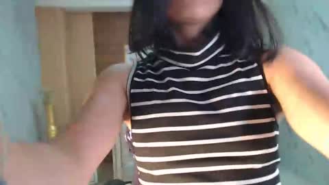 Snapshot of salome_stockman_sub chatting on 02-15-25, 01:05 Salome online show from 02-15-25, 01:05
