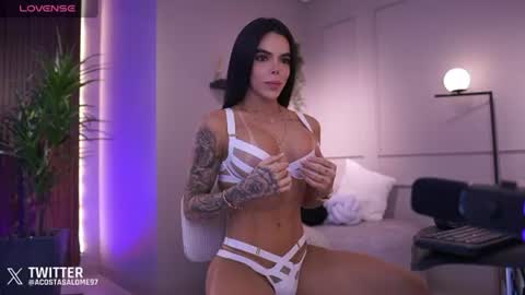 Snapshot of salomeacosta97 chatting on 07-12-26, 12:23 Salome Acosta online show from 07-12-26, 12:23