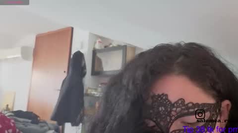 Snapshot of salomear chatting on 02-10-26, 03:05 Salomea Ruiz online show from 02-10-26, 03:05