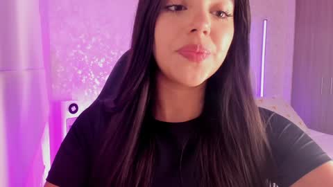 Snapshot of salomee_11 chatting on 02-03-25, 01:52 salo online show from 02-03-25, 01:52