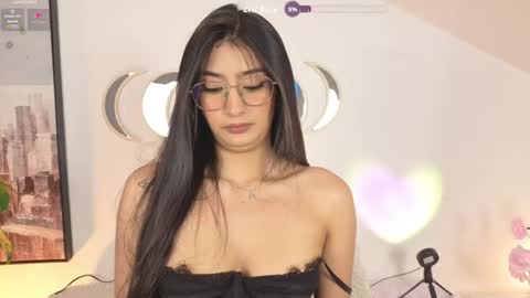 Snapshot of salomee_mon chatting on 05-23-26, 03:27 Salo online show from 05-23-26, 03:27