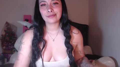 Snapshot of salomefox2 chatting on 01-22-25, 04:34 yenny online show from 01-22-25, 04:34