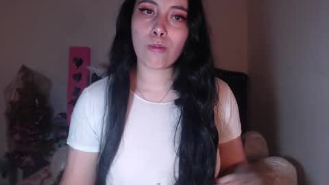 Snapshot of salomefox2 chatting on 02-06-25, 04:21 yenny online show from 02-06-25, 04:21