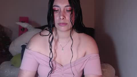 Snapshot of salomefox2 chatting on 02-20-25, 04:39 yenny online show from 02-20-25, 04:39