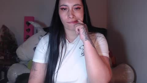 Snapshot of salomefox2 chatting on 03-05-25, 07:16 yenny online show from 03-05-25, 07:16