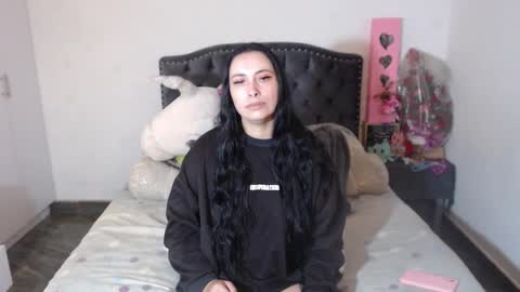 yenny online show from 01-19-26, 03:10