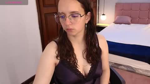 Snapshot of salomemorganx chatting on 02-17-26, 12:01 SALOME MORGAN online show from 02-17-26, 12:01