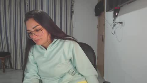 salome online show from 10-11-25, 02:00