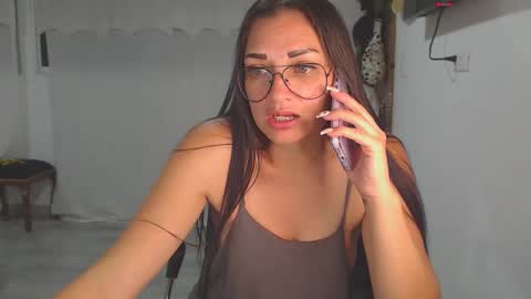 Snapshot of salomesaints chatting on 12-19-25, 01:34 salome online show from 12-19-25, 01:34
