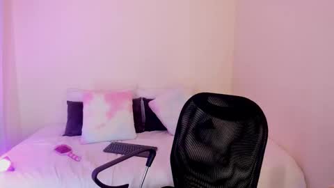 Salome online show from 03-30-26, 12:44