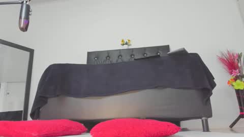 martina online show from 05-16-26, 12:18