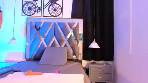 Snapshot of salomewilson chatting on 01-13-26, 07:52 salomewilson online show from 01-13-26, 07:52