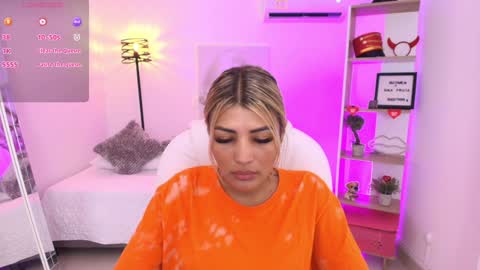 Snapshot of saloomee__ chatting on 01-17-25, 11:49 SALOME online show from 01-17-25, 11:49