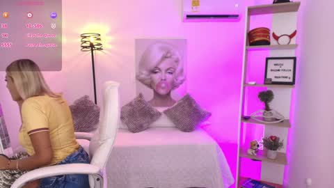 Snapshot of saloomee__ chatting on 01-31-25, 11:56 SALOME online show from 01-31-25, 11:56