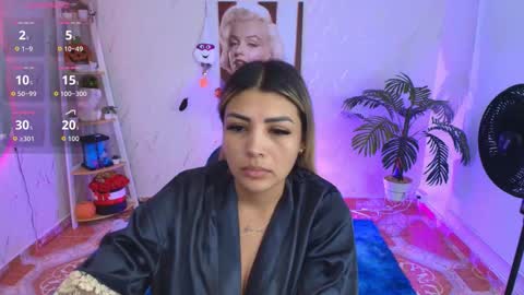 Snapshot of saloomee__ chatting on 11-07-25, 10:15 SALOME online show from 11-07-25, 10:15